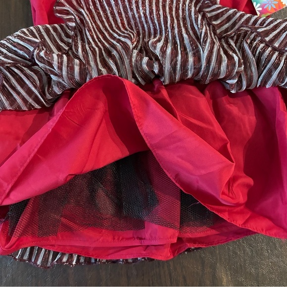 Elegant Red Kids Formal Dress Size 4 - Picture 4 of 6